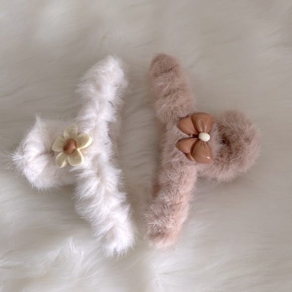 NWT - Hair clips (2pk) - Picture 4 of 8